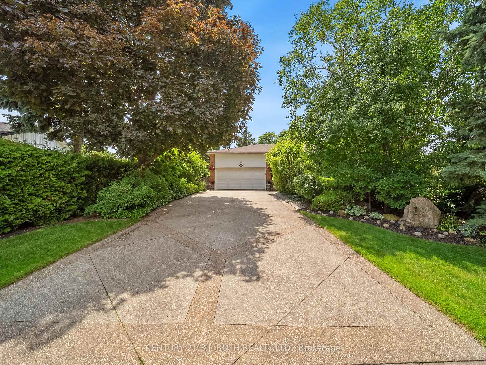 18 Claypine Trail, Brampton, ON L6V 3L9