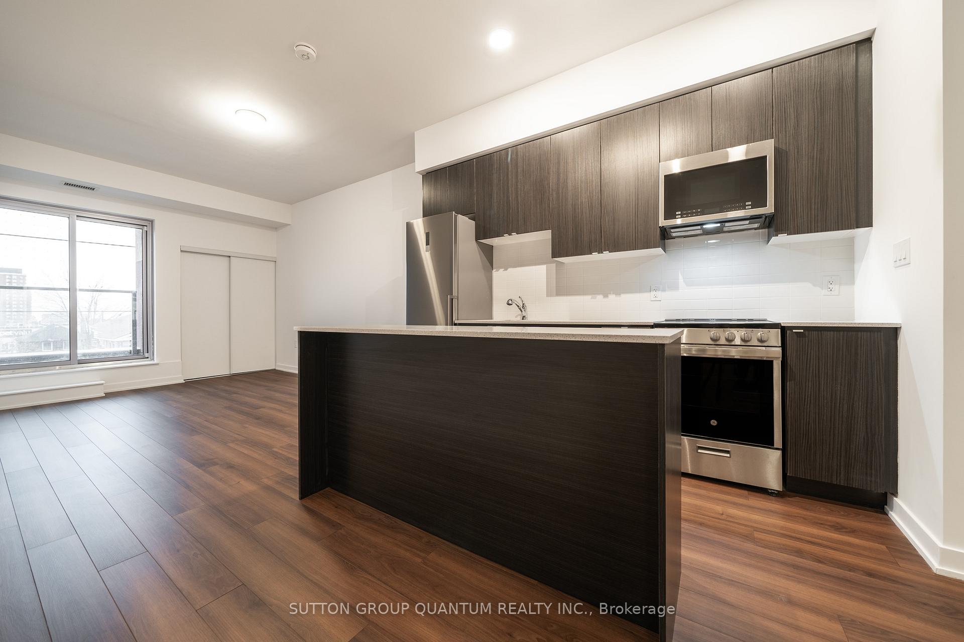 2433 Dufferin Street 505, Toronto W04 — photo 4 of 5