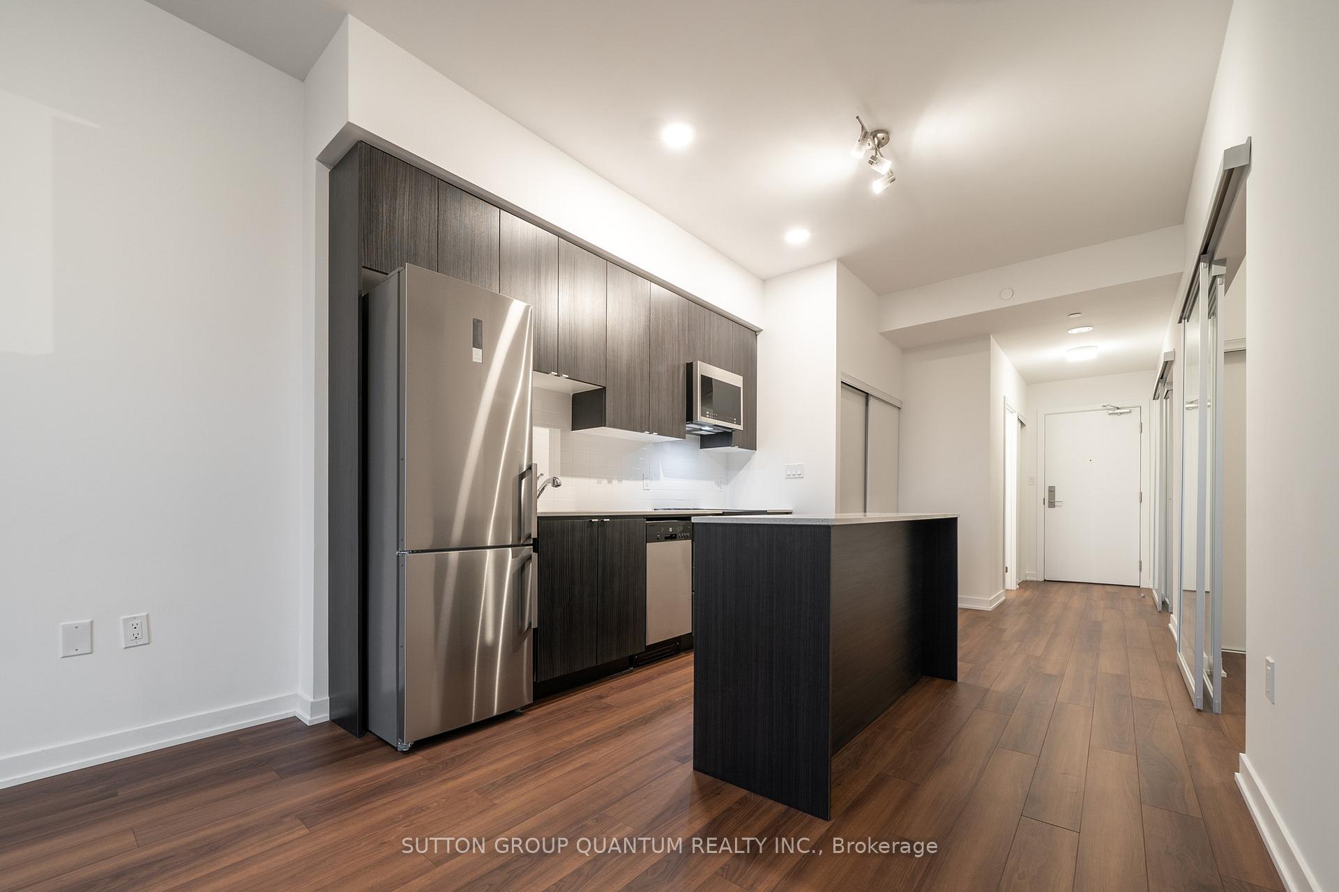 2433 Dufferin Street 505, Toronto W04 — photo 5 of 5