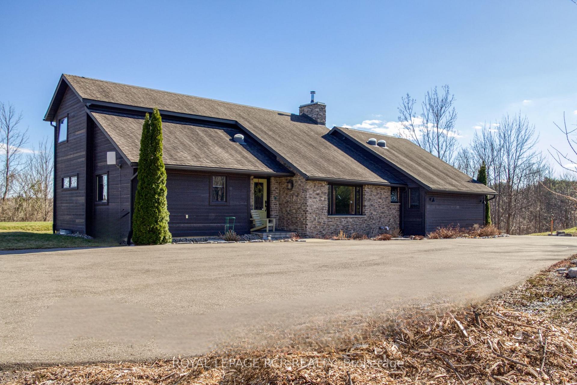 15995 Humber Station Road, Caledon — photo 2 of 5