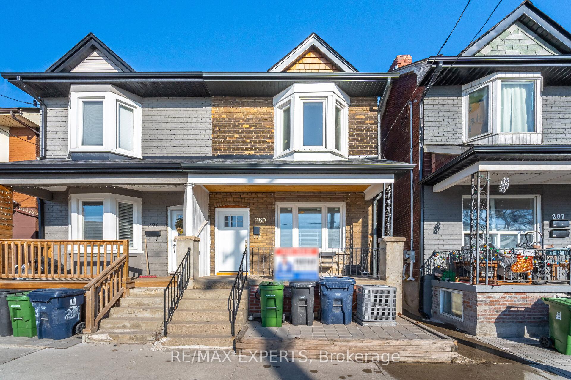 289 Old Weston Road, Toronto W03, ON M6N 3A7