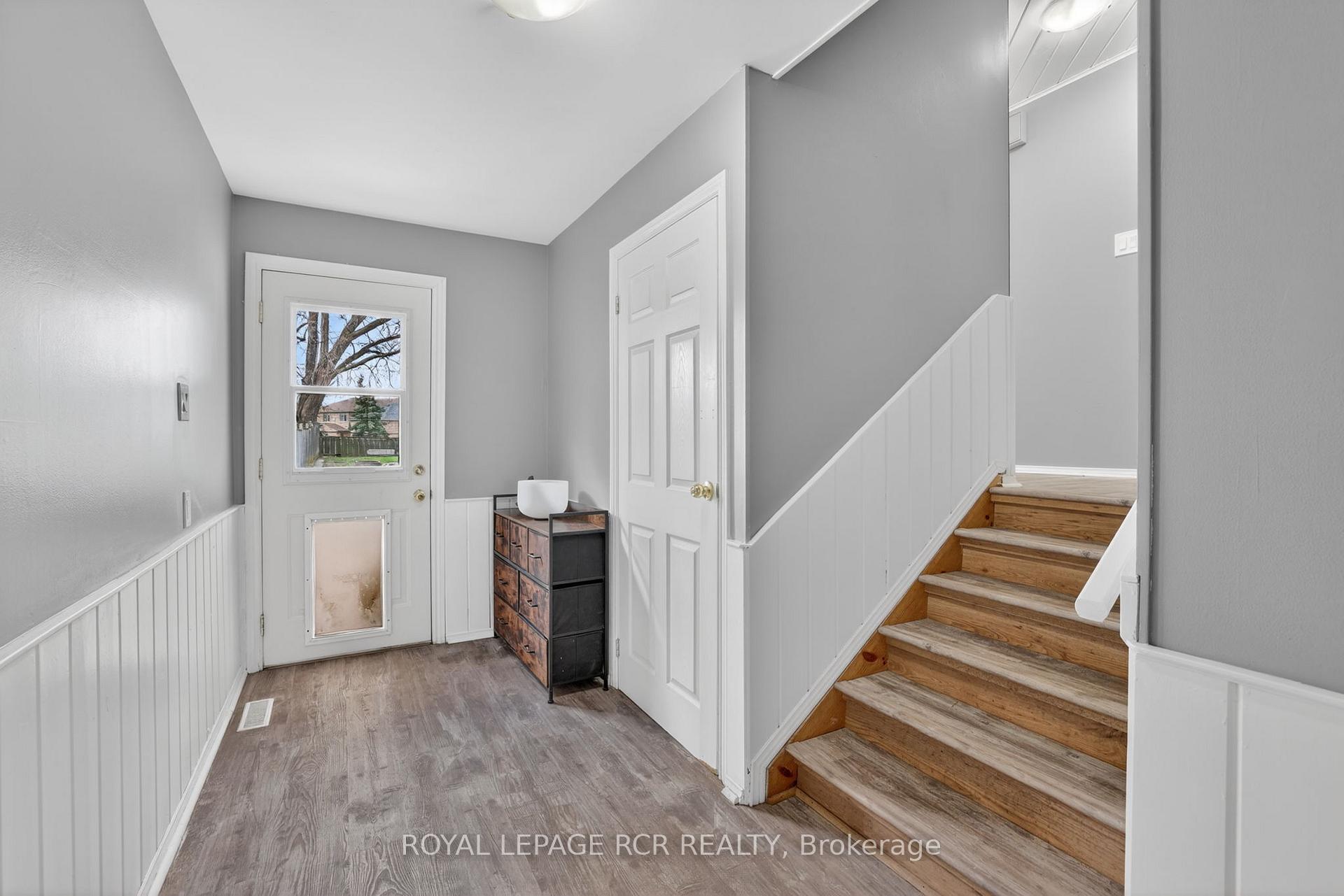 296 Whitehead Crescent, Caledon — photo 4 of 5