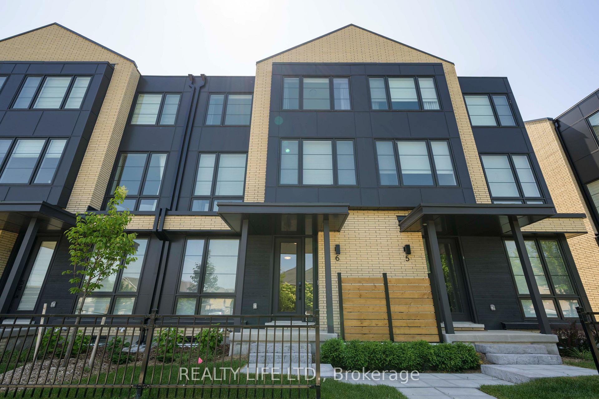 2273 Turnberry Road 6, Burlington, ON L7M 2B2