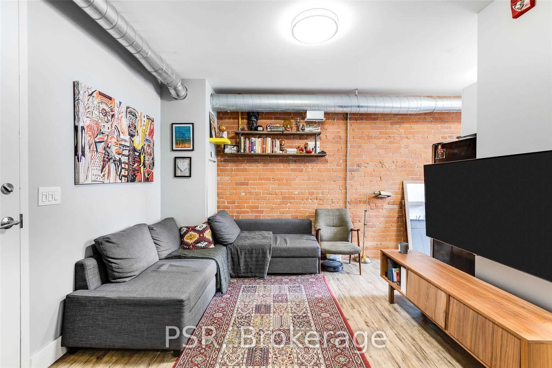 2870 Dundas Street W 309, Toronto W02 — photo 4 of 5