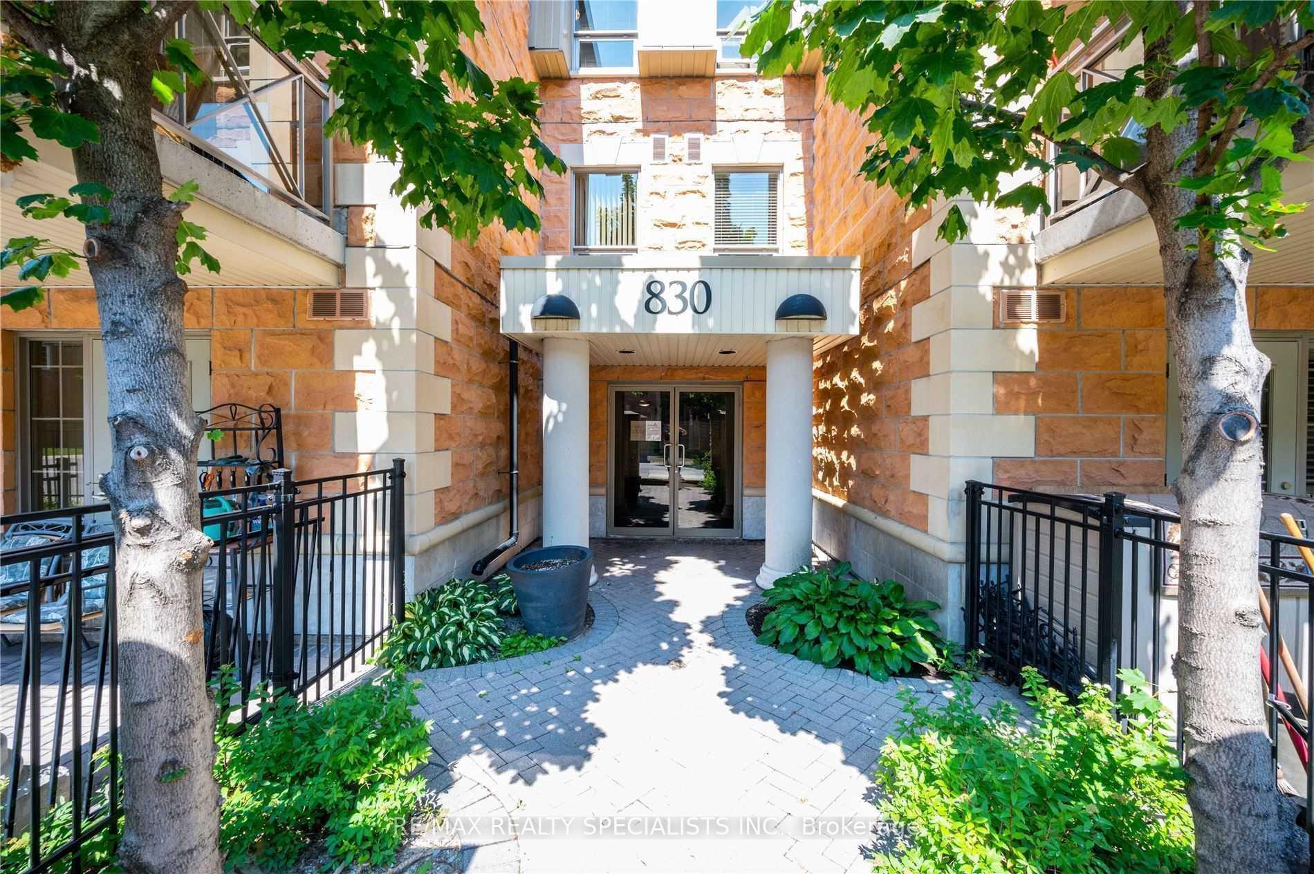 830 Scollard Court 305, Mississauga, ON L5V 0A2