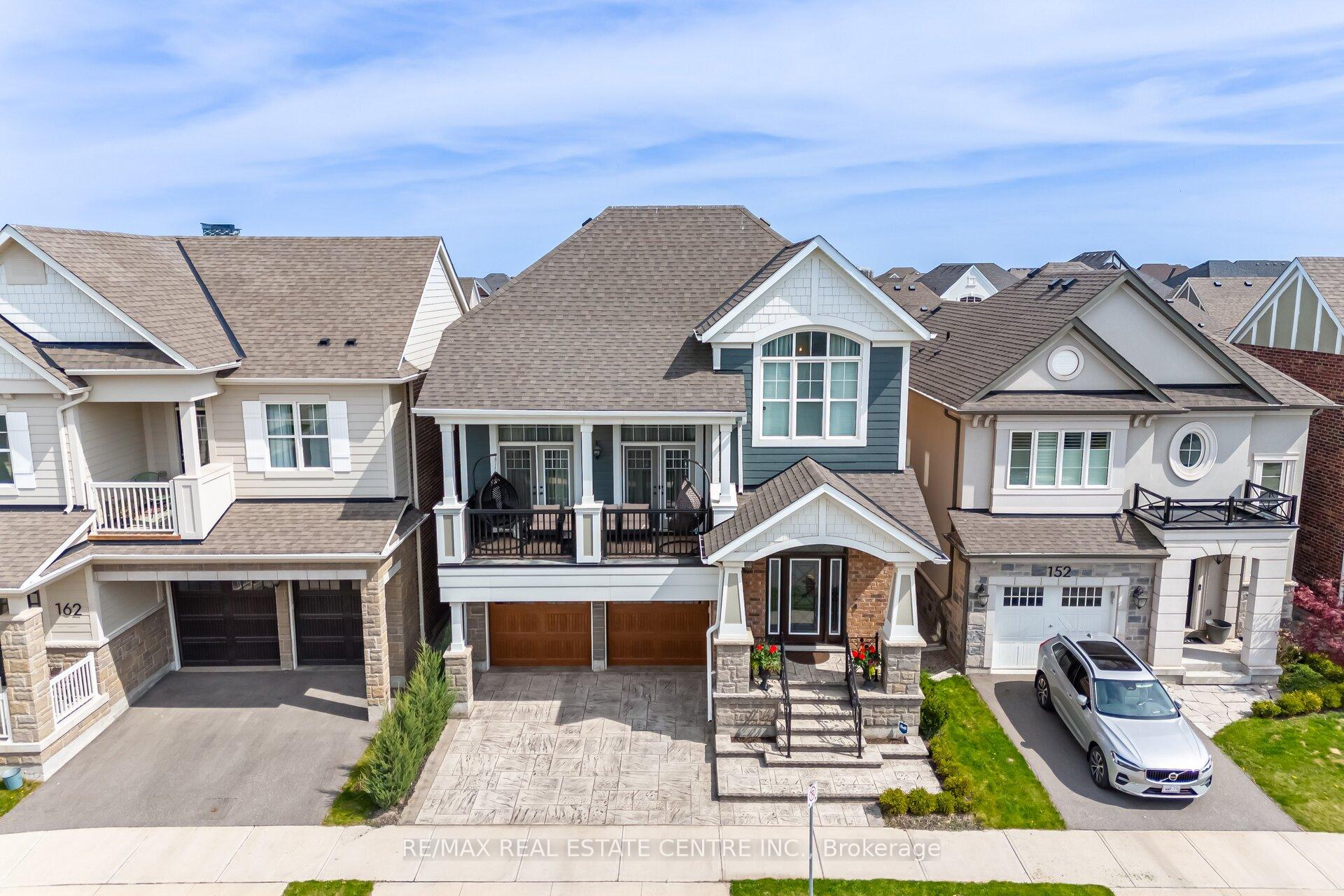 156 Camellia Crescent, Oakville, ON L6H 1L2