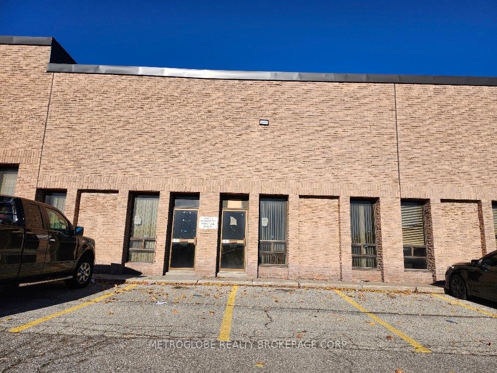 5511 Tomken Road 4 & 5, Mississauga, ON L4W 2P3