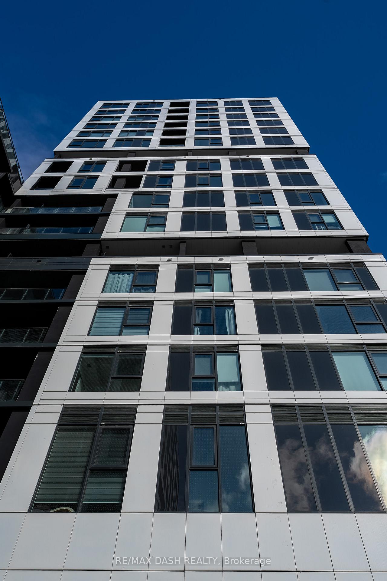 1007 THE QUEENSWAY Avenue 1707, Toronto W08, ON M8Z 0H4