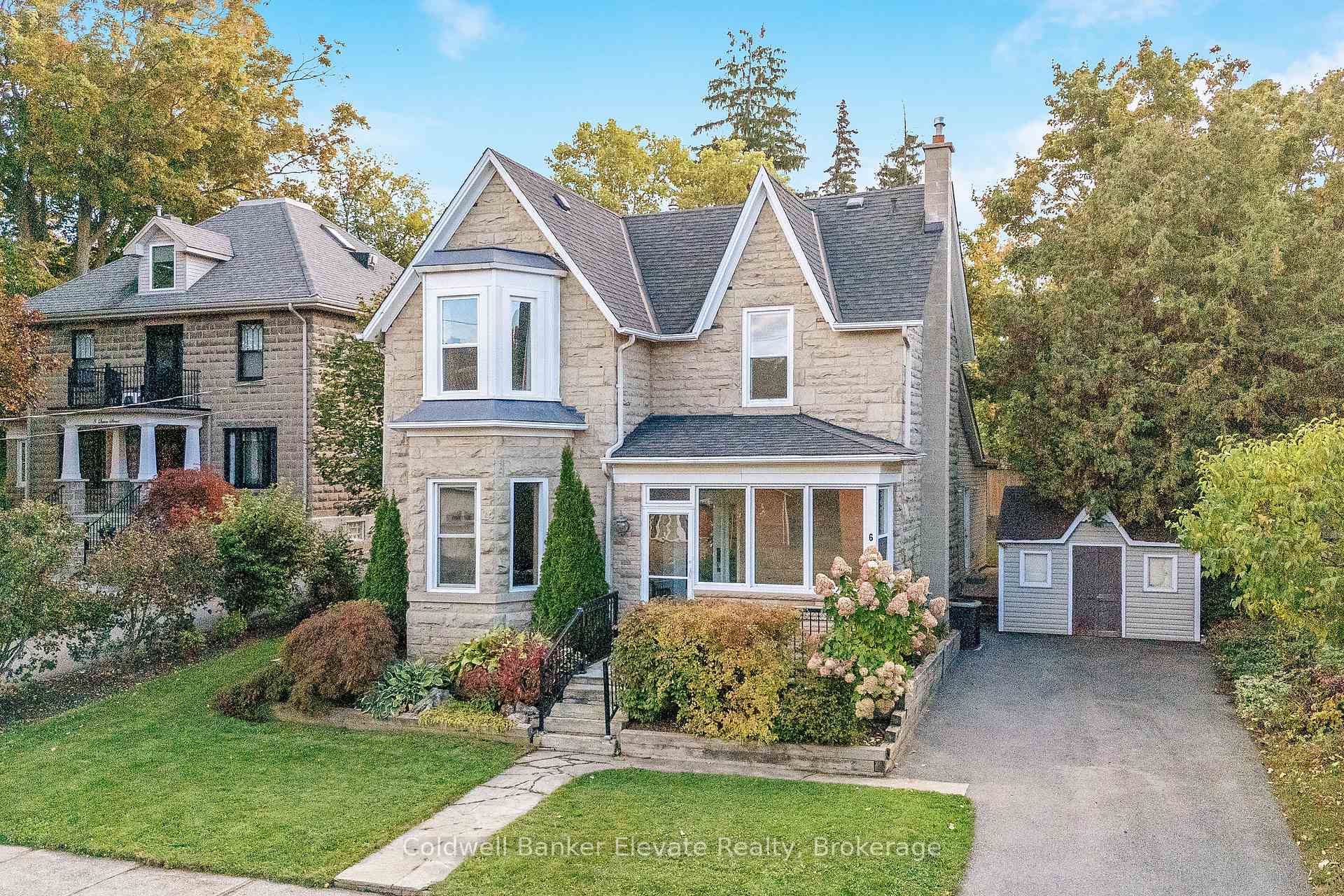 6 Queen Street, Halton Hills, ON L7G 2E4