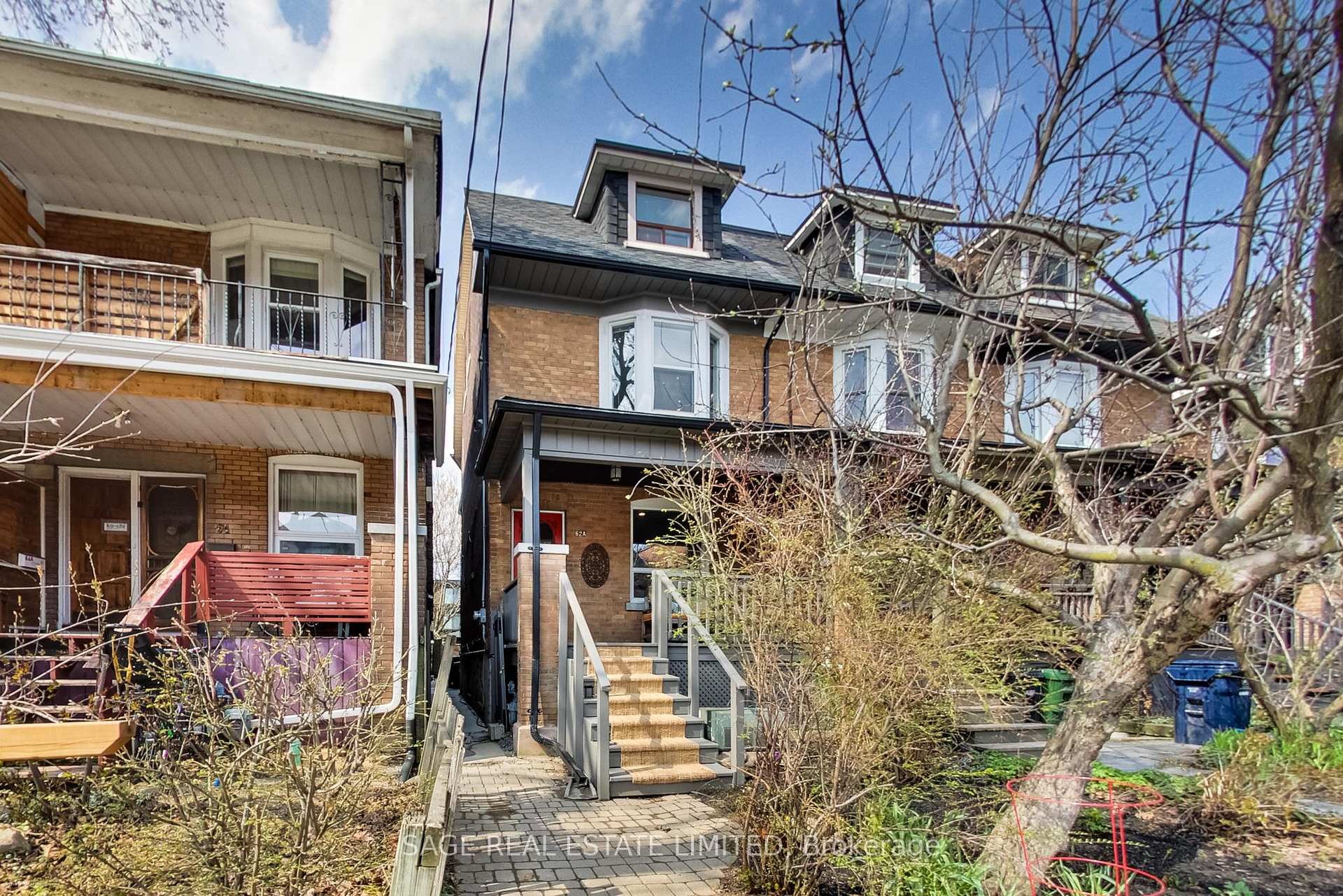 62A Galley Avenue, Toronto W01, ON M6R 1H1