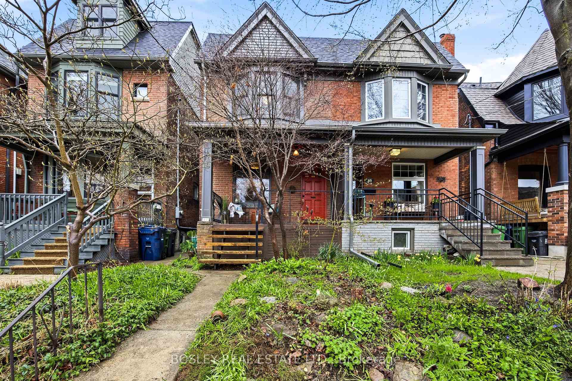 52 Fermanagh Avenue, Toronto W01, ON M6R 1M2