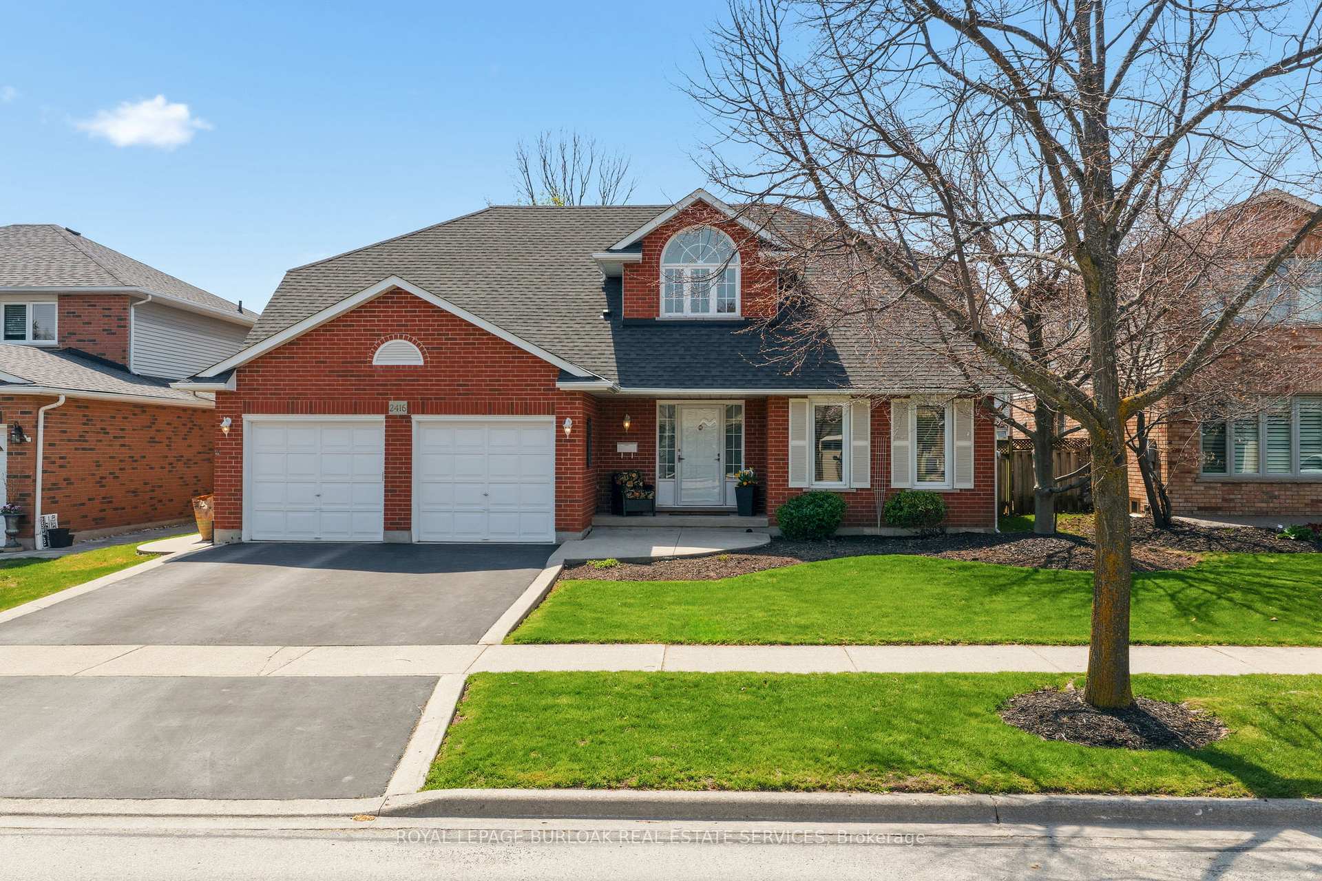 2416 Baxter Crescent, Burlington, ON L7M 4A1
