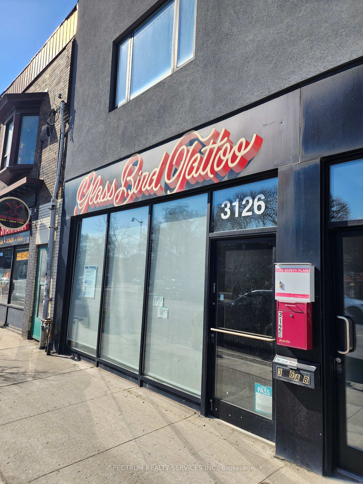 3126 Dundas Street W, Toronto W02, ON M6P 2A1
