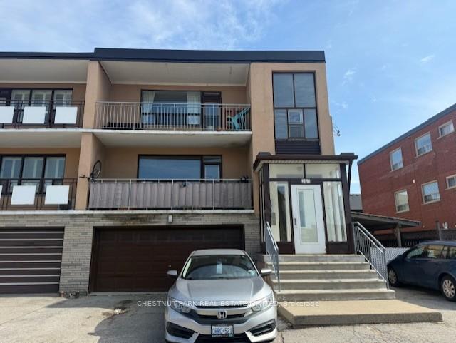 757 Lawrence Avenue W, Toronto W04, ON M6A 1B7 — Toronto W04, Ontario