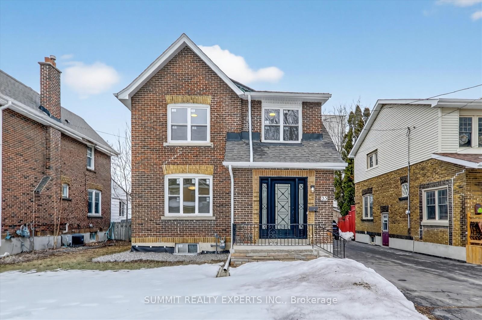 35 Court Street N, Milton, ON L9T 2S2