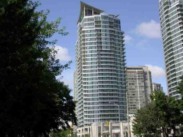 33 Elm Drive W 209, Mississauga, ON L5B 4M2