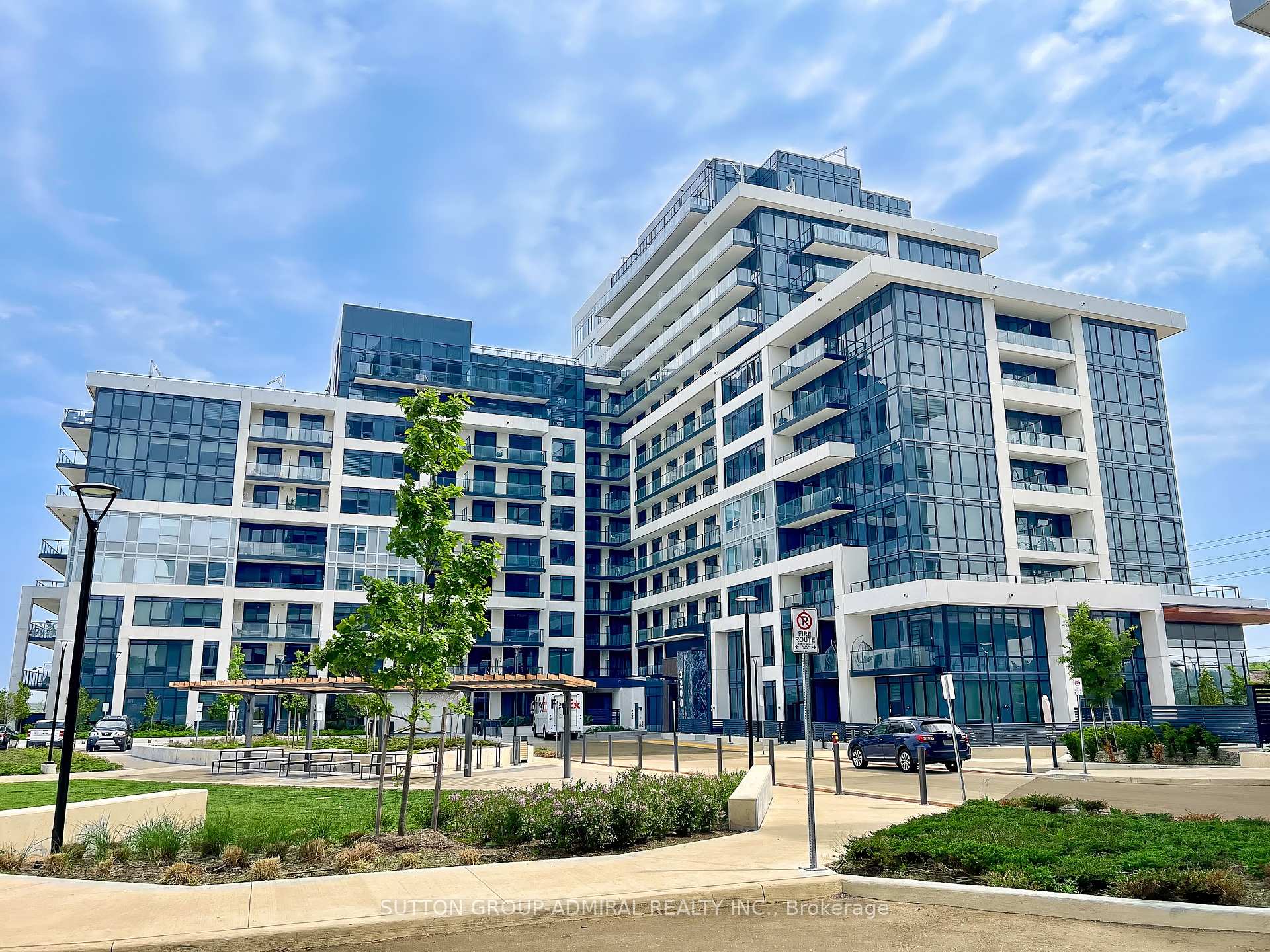 3220 William Coltson Avenue 1307, Oakville, ON L6H 7X9