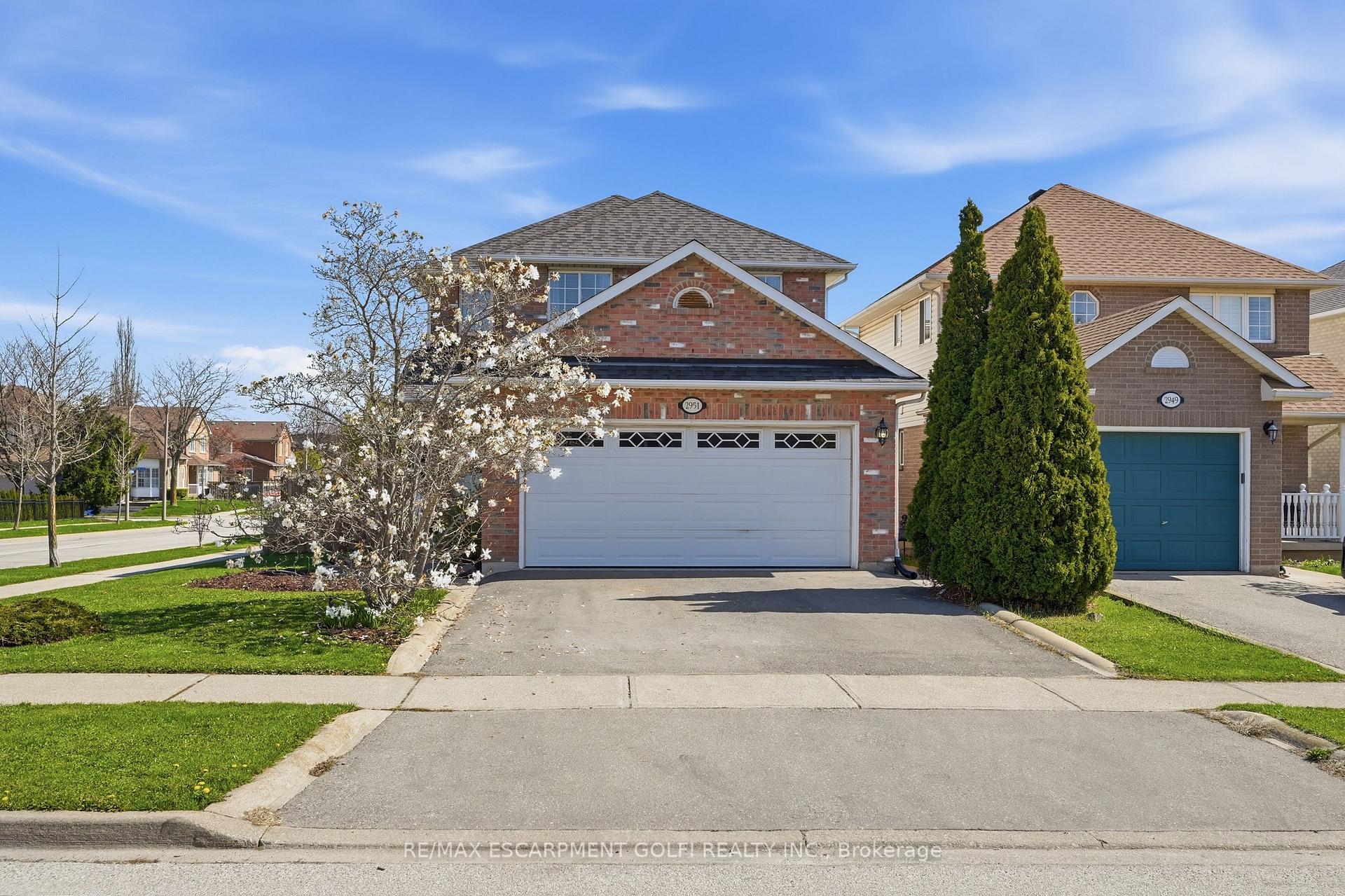 2951 ADDISON Street, Burlington, ON L7M 4K5