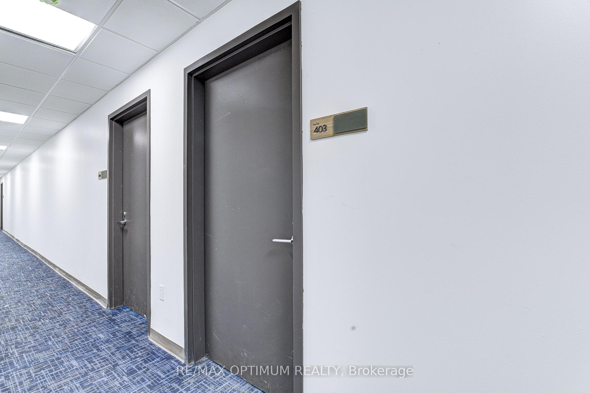 996 Martin grove Road 403, Toronto W10 — photo 4 of 5