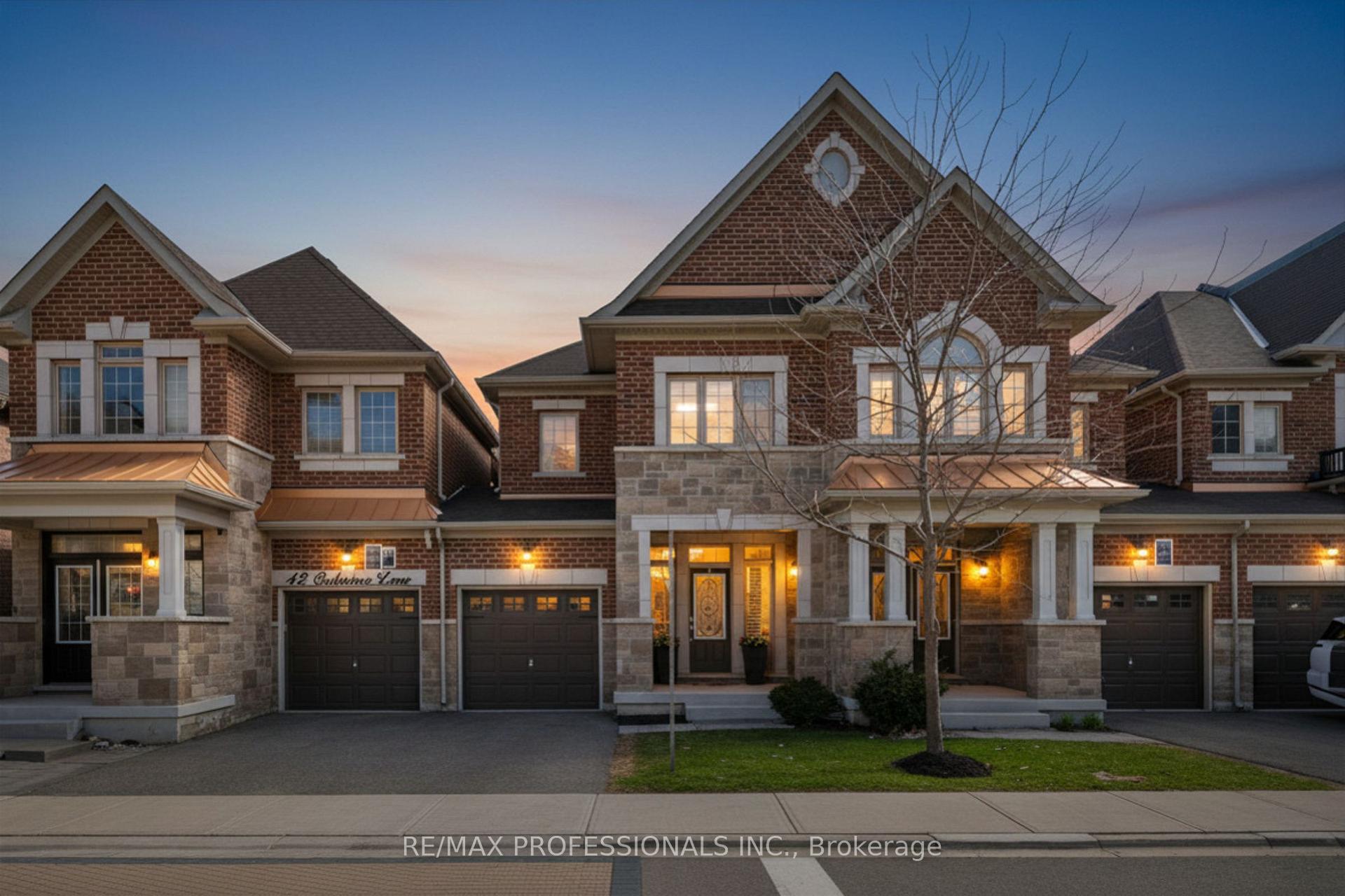 44 Oakmore Lane, Brampton, ON L6Y 6H5