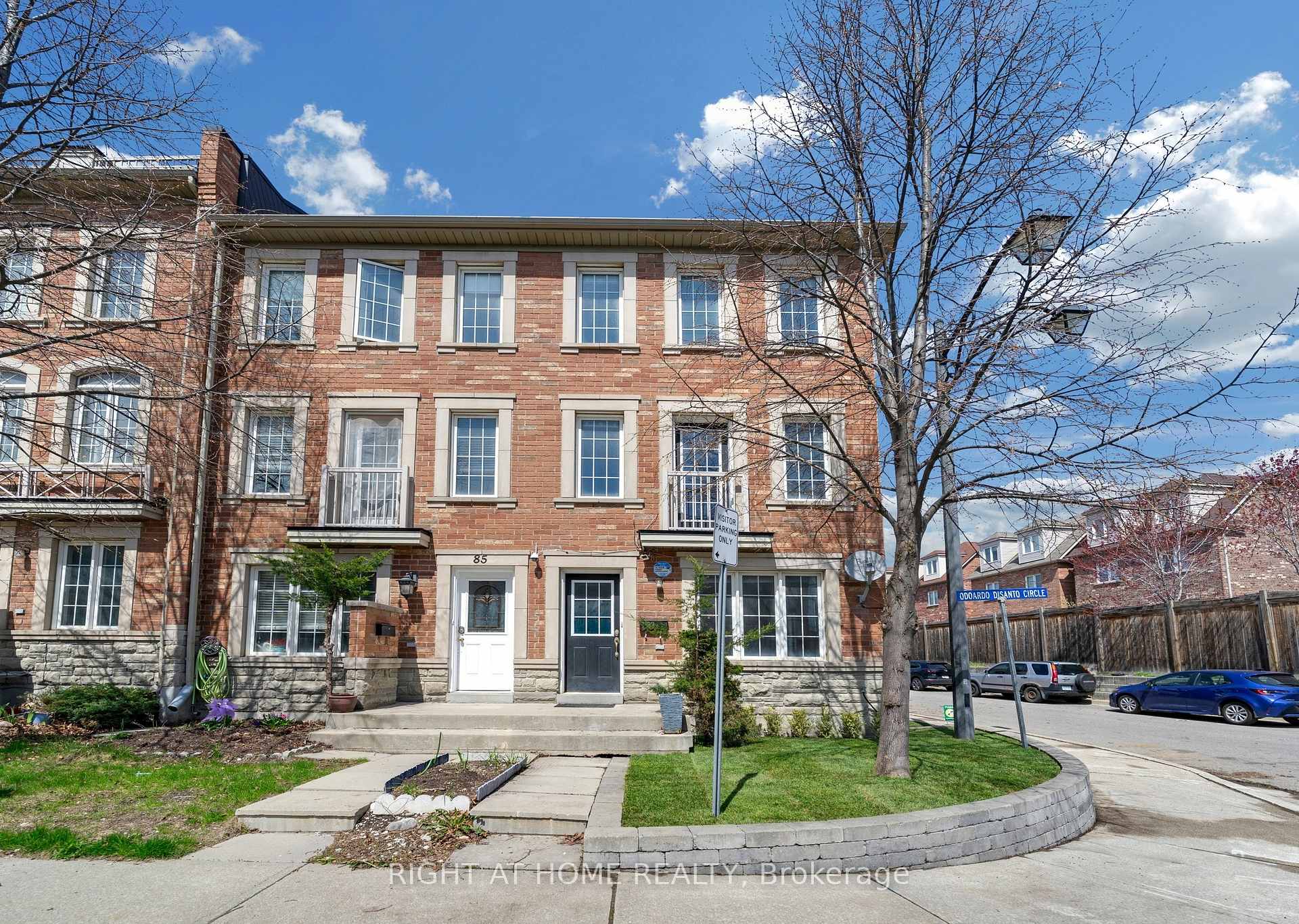 83 Odoardo Di Santo Circle, Toronto W05, ON M3L 0E9 — Toronto W05, Ontario
