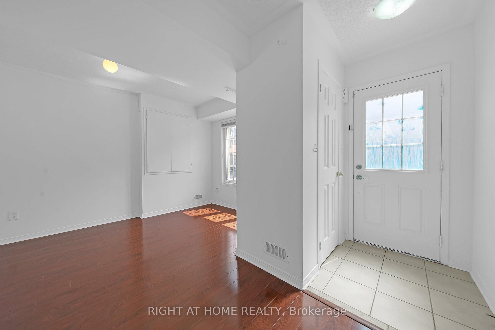 83 Odoardo Di Santo Circle, Toronto W05 — photo 4 of 5
