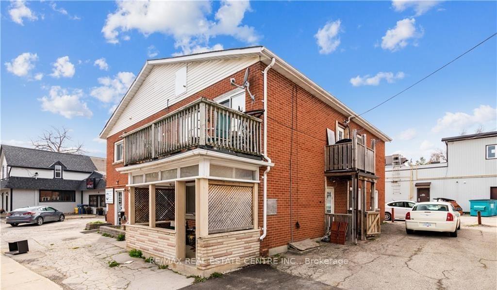9 Mill Street W, Halton Hills, ON L7J 1G3