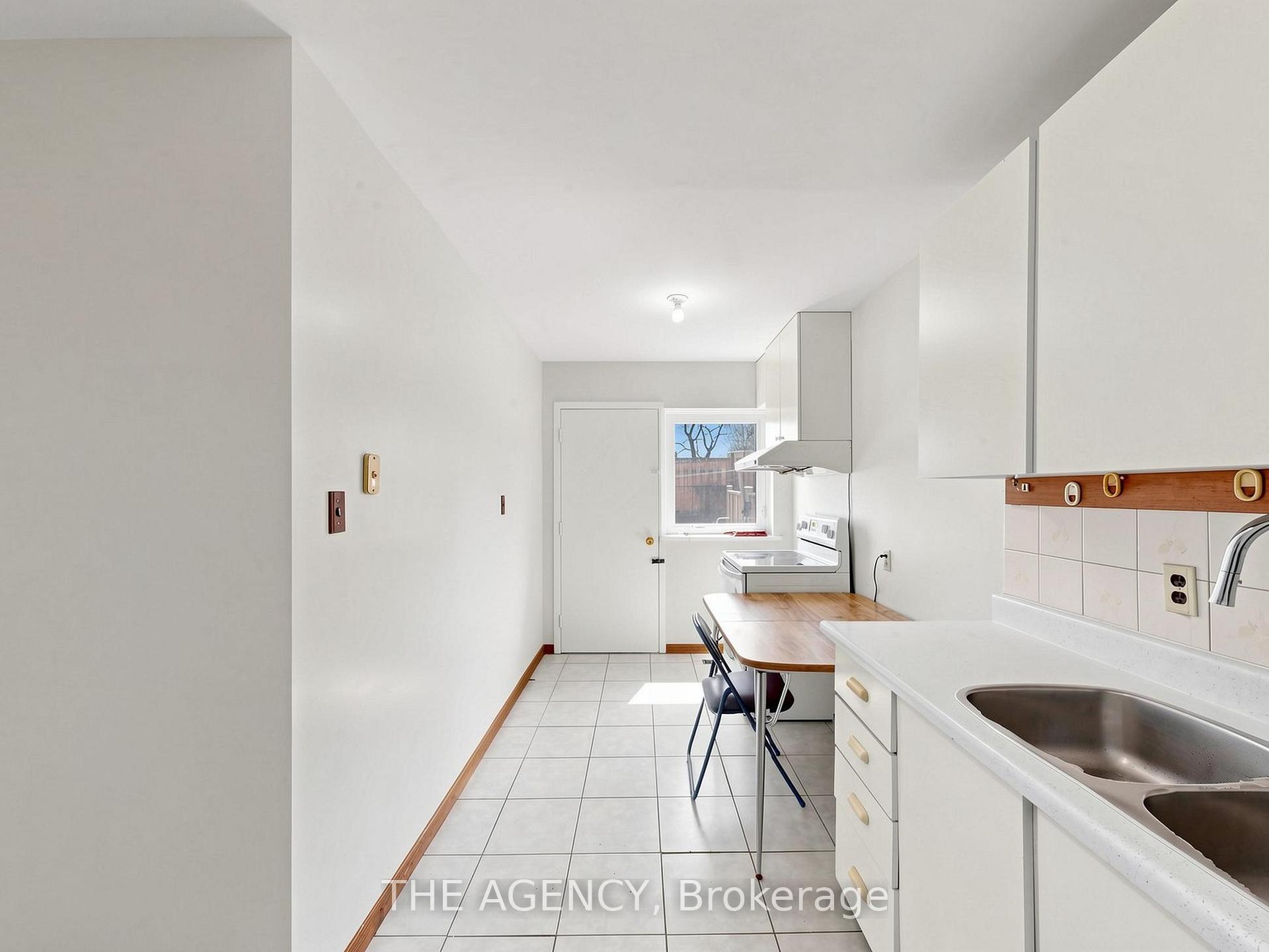 1559 Albion Road #33, Toronto W10 — photo 5 of 5