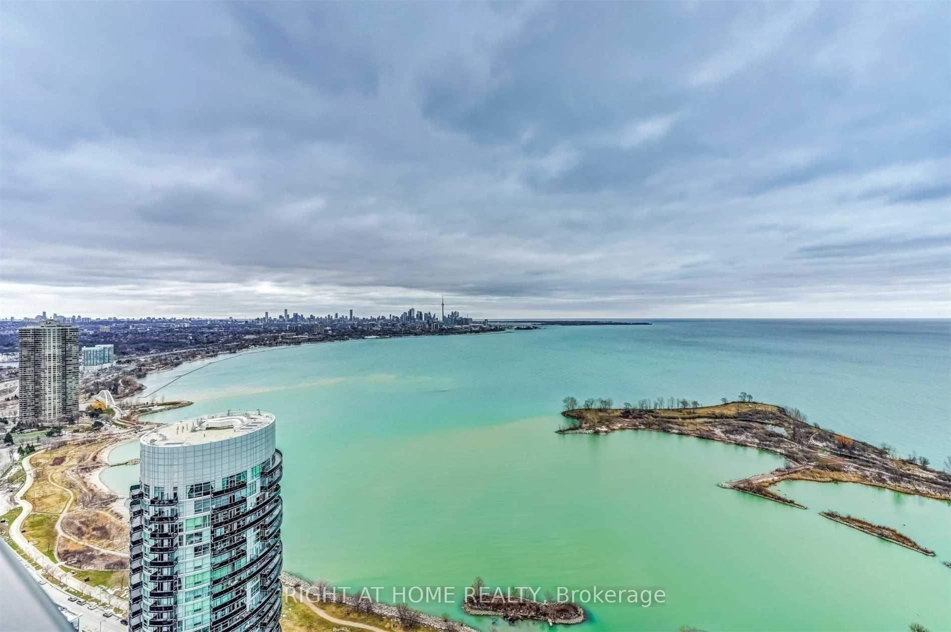 56 Annie Craig Drive 1103, Toronto W06, ON M8V 0C5
