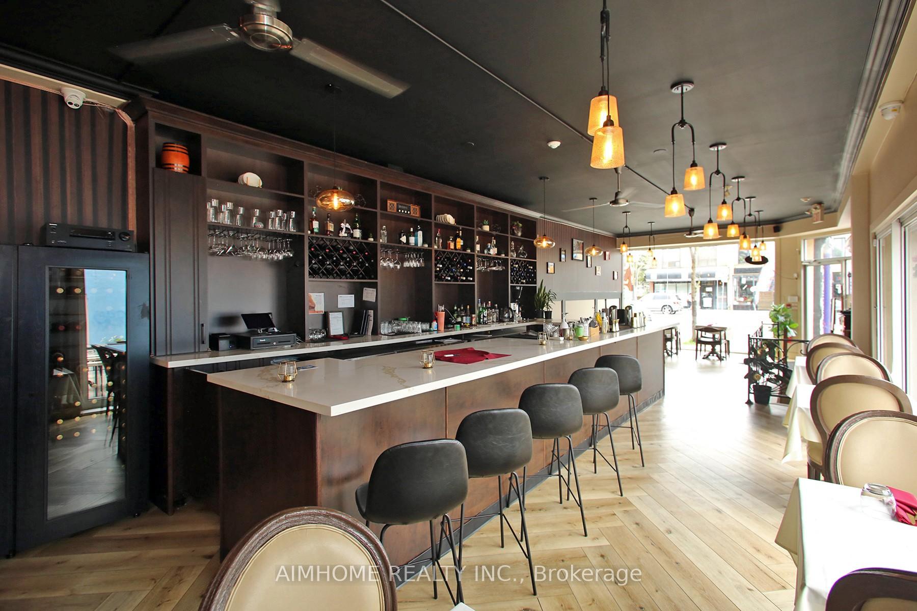 1370 St Clair Avenue W, Toronto W03, ON M6E 1C4 — Toronto W03, Ontario