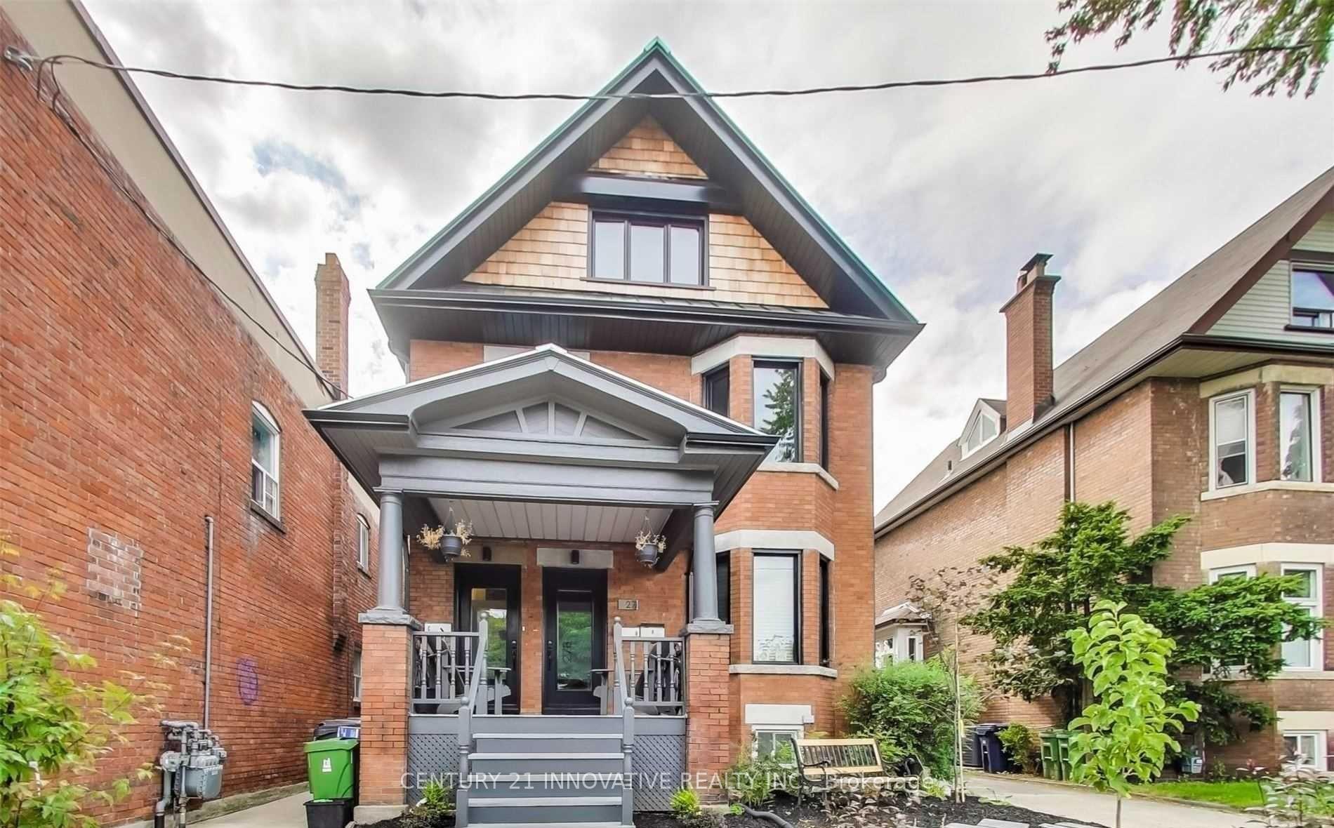 27 St Johns Road C (Upper), Toronto W02, ON M6P 1T7 — Toronto W02, Ontario
