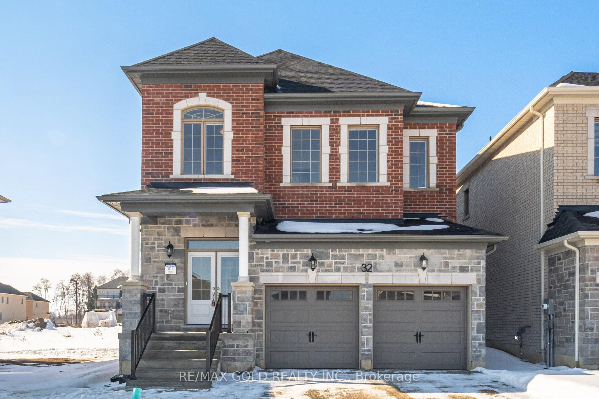 32 Addison Street, Caledon, ON L7C 4N2