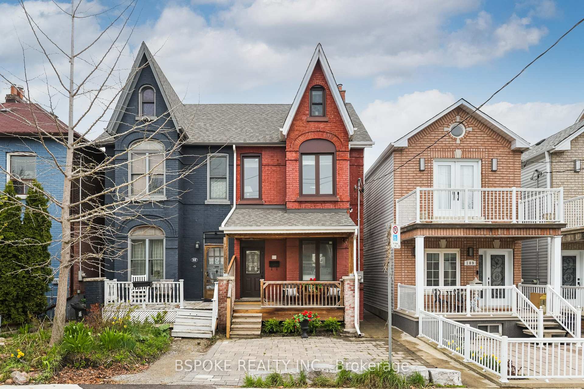 111 Mulock Avenue, Toronto W02, ON M6N 3C5