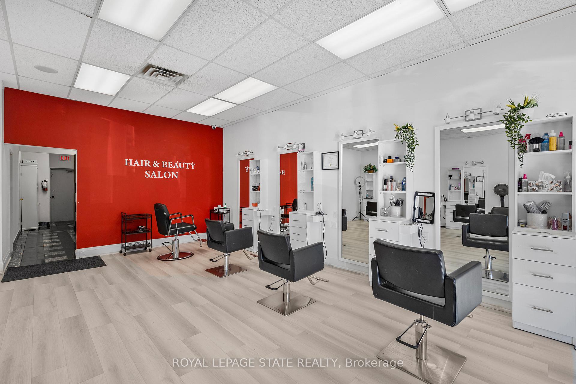 665 Plains Road E 6, Burlington, ON L7T 2E8 — Burlington, Ontario