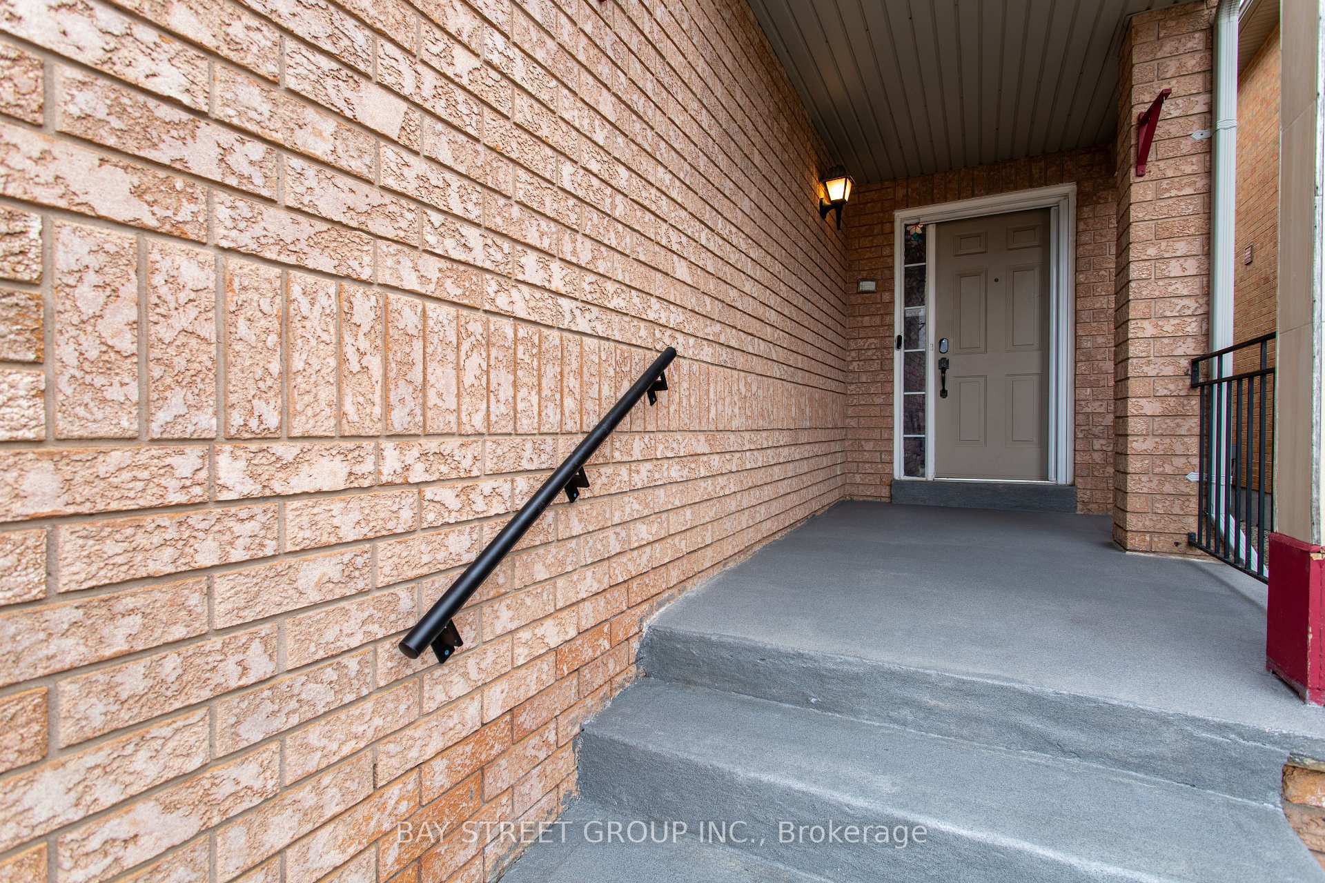 5 Cedargrove Road, Caledon — photo 3 of 5