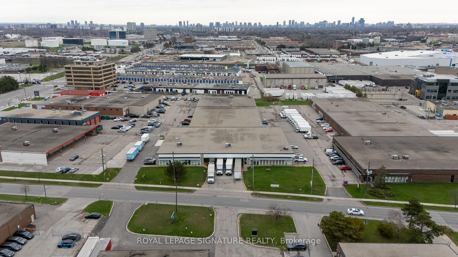 101 Alexdon Road, Toronto W05, ON M3J 2B5