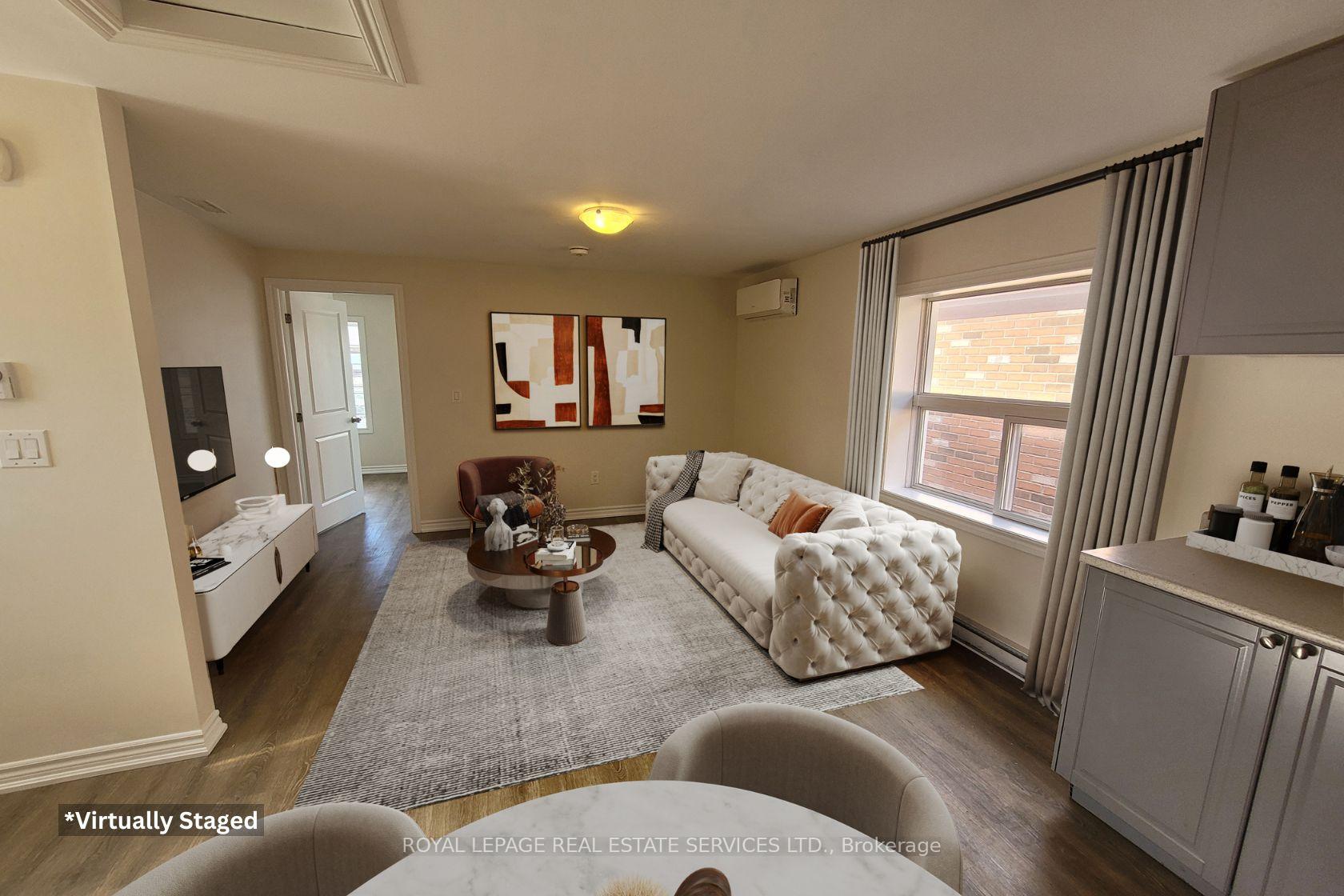11 Dennis Avenue, Toronto W04 — photo 5 of 5