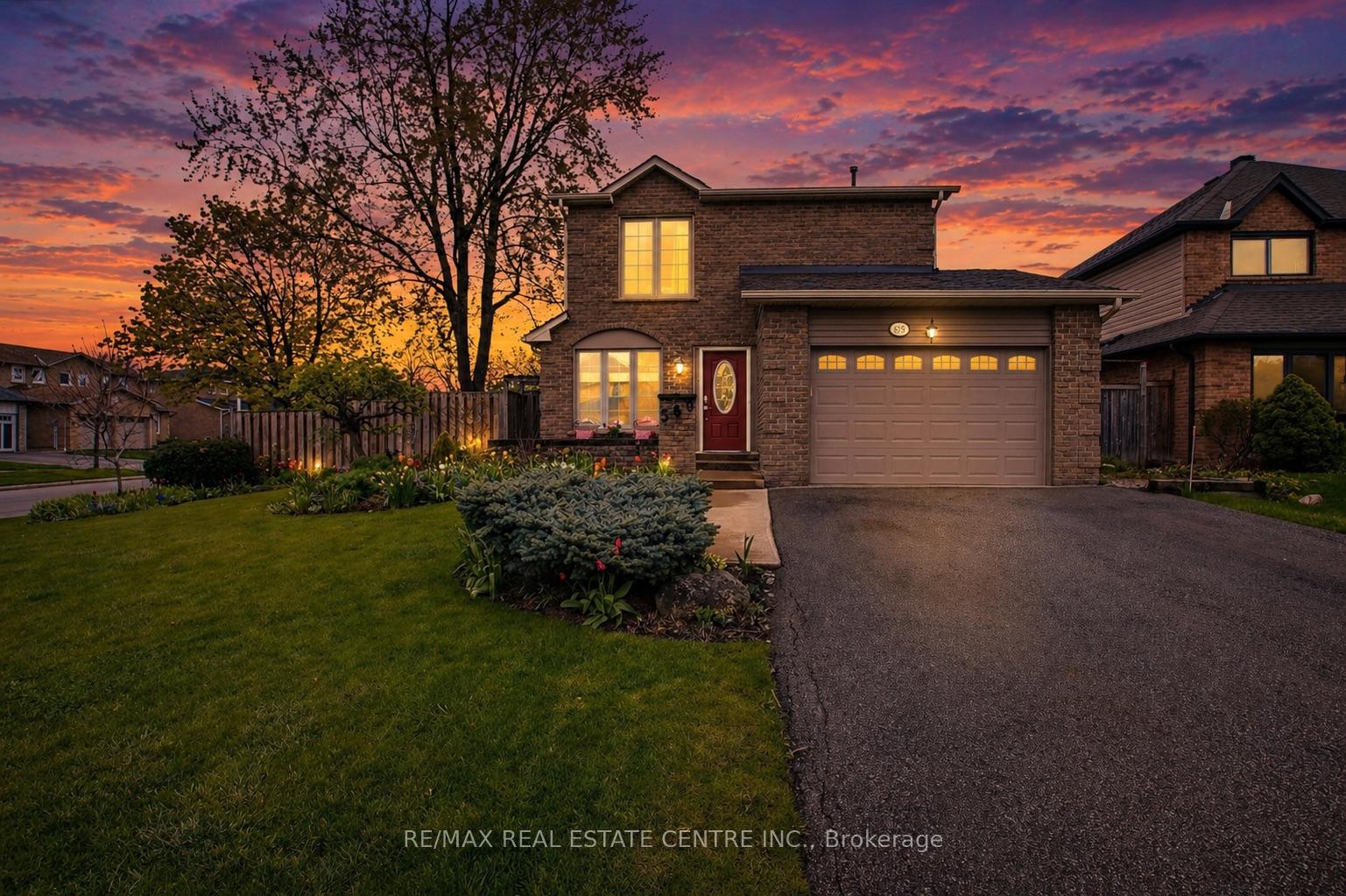 569 Vanier Drive, Milton, ON L9T 4S4