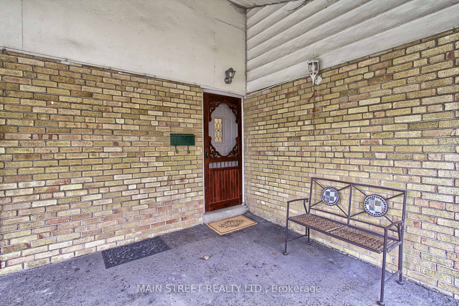 14 Westhampton Drive, Toronto W09 — photo 5 of 5