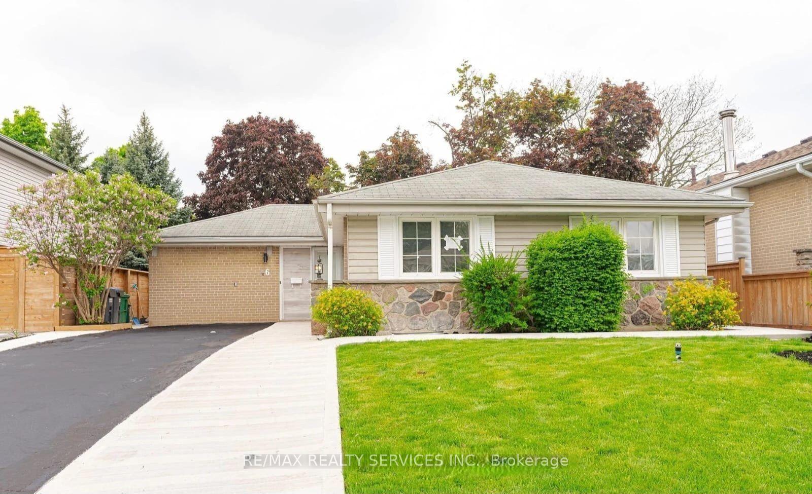 46 Staveley Crescent, Brampton, ON L6W 2R9