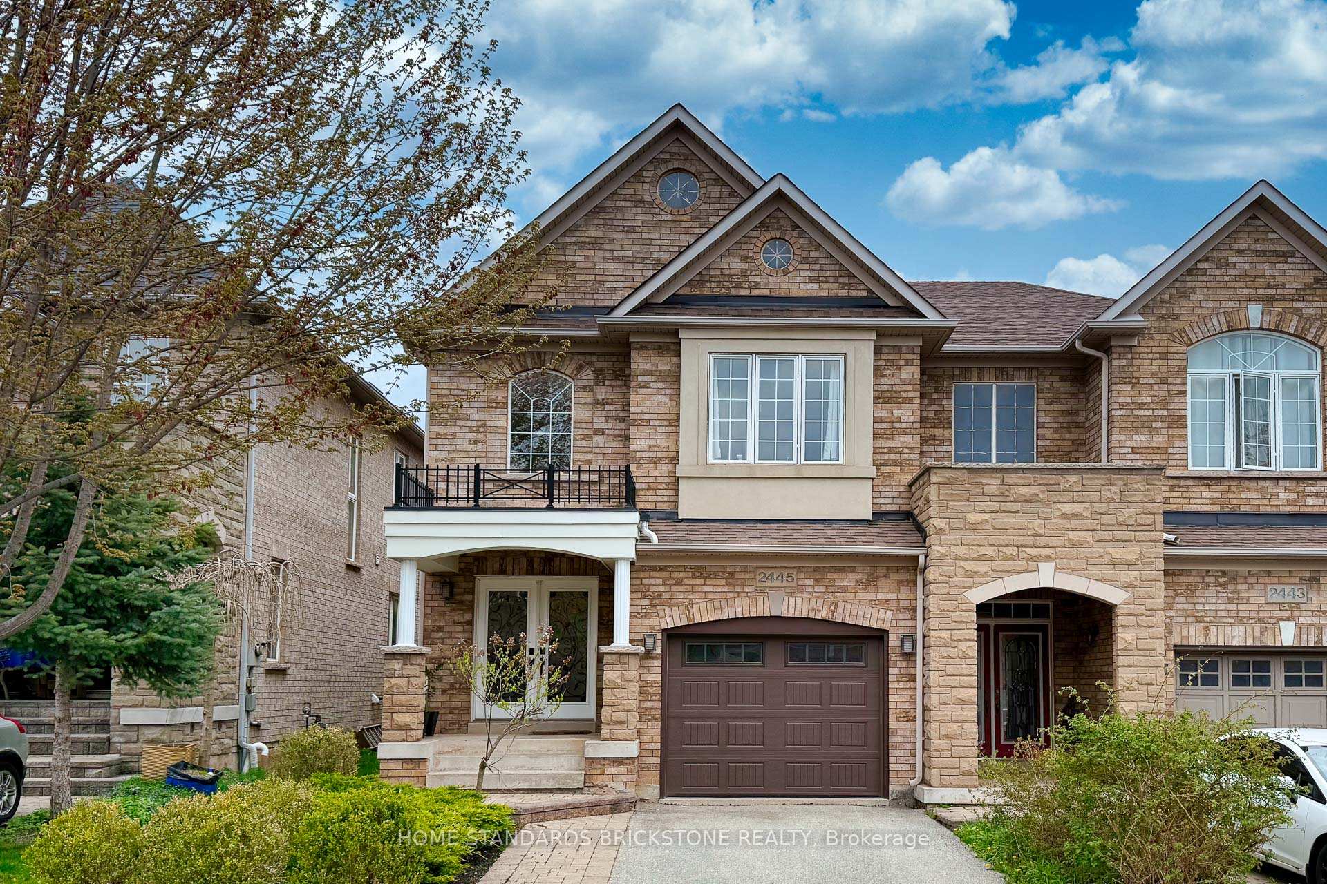 2445 Felhaber Crescent, Oakville, ON L6H 7N8