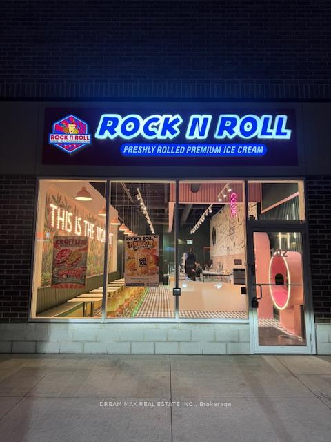 6161 Mayfield Road 102, Brampton, ON L6T 3Z8