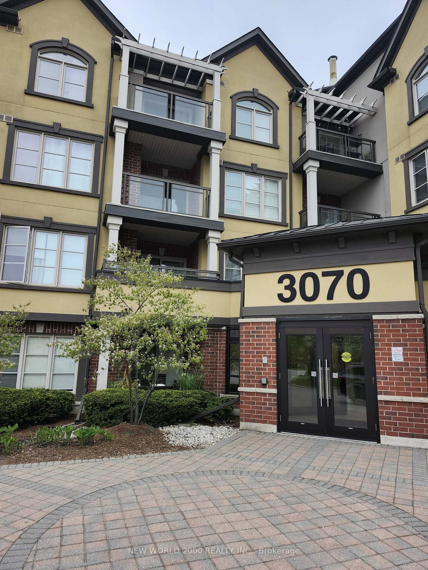 3070 Rotary Way 428, Burlington, ON L7M 0H1