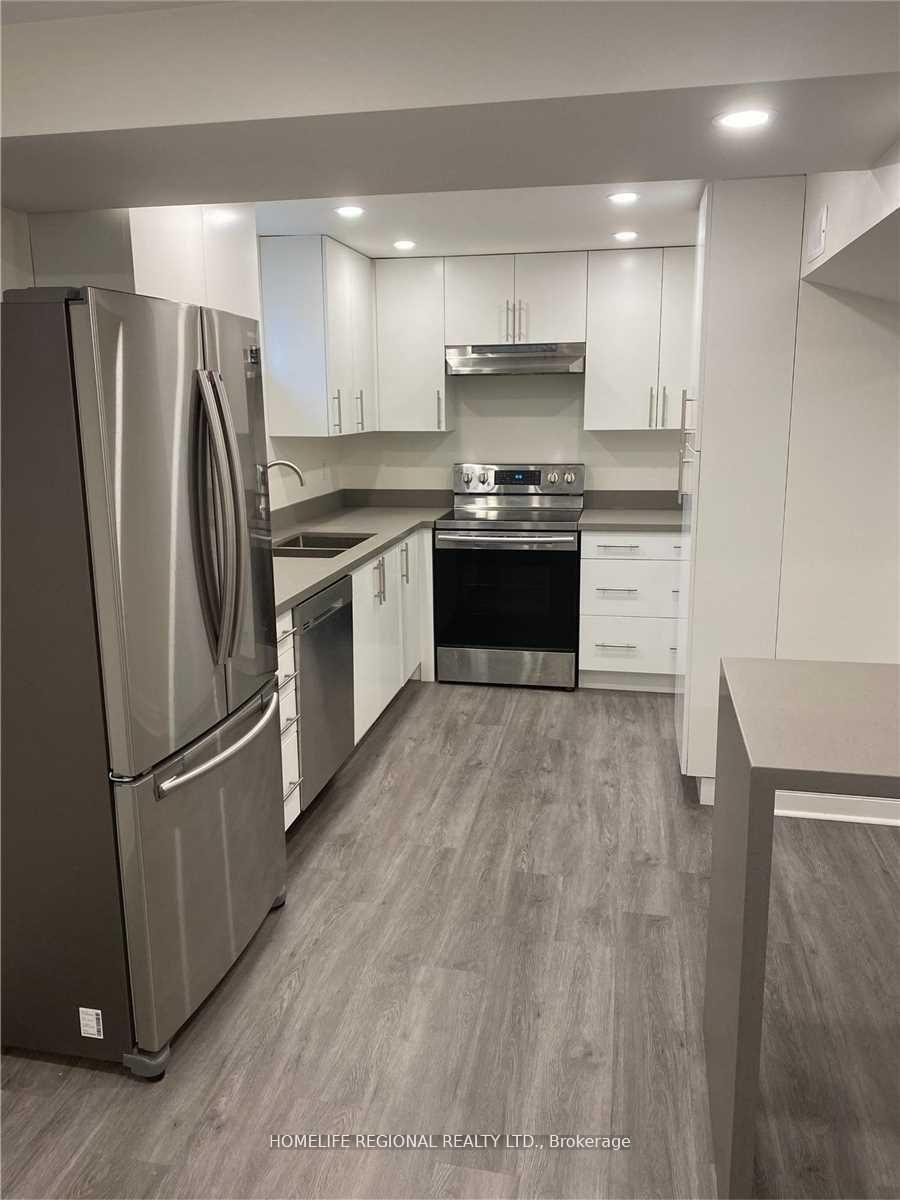 46 Tewsley Place Lower Level, Toronto W09 — photo 3 of 5