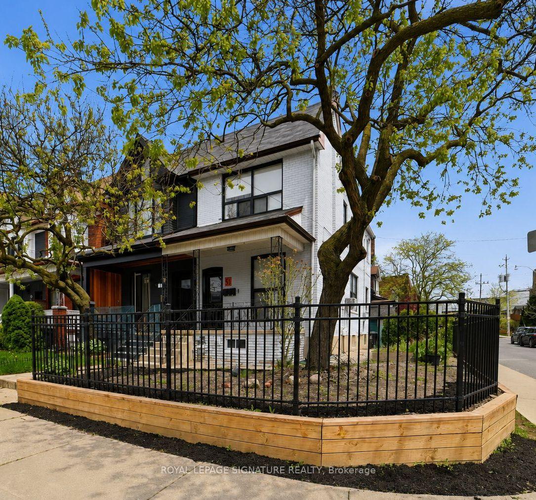 151 Campbell Avenue, Toronto W02, ON M6P 3V3 — Toronto W02, Ontario