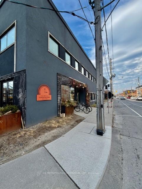 1485 Dupont Street 100, Toronto W02, ON M6P 3S2 — Toronto W02, Ontario