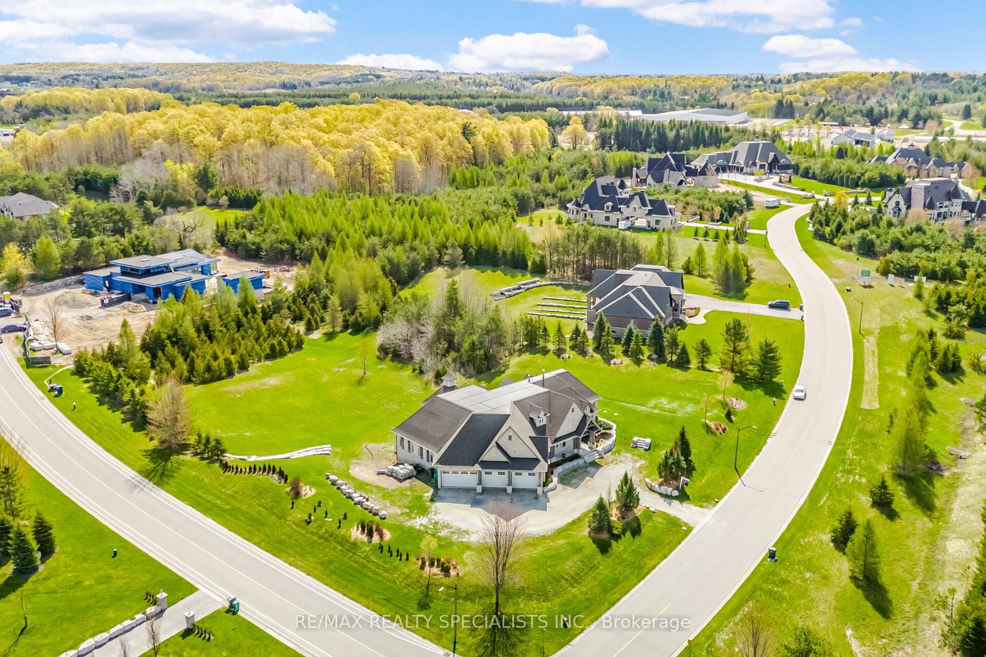 1 Edgewild Drive, Caledon — photo 2 of 5