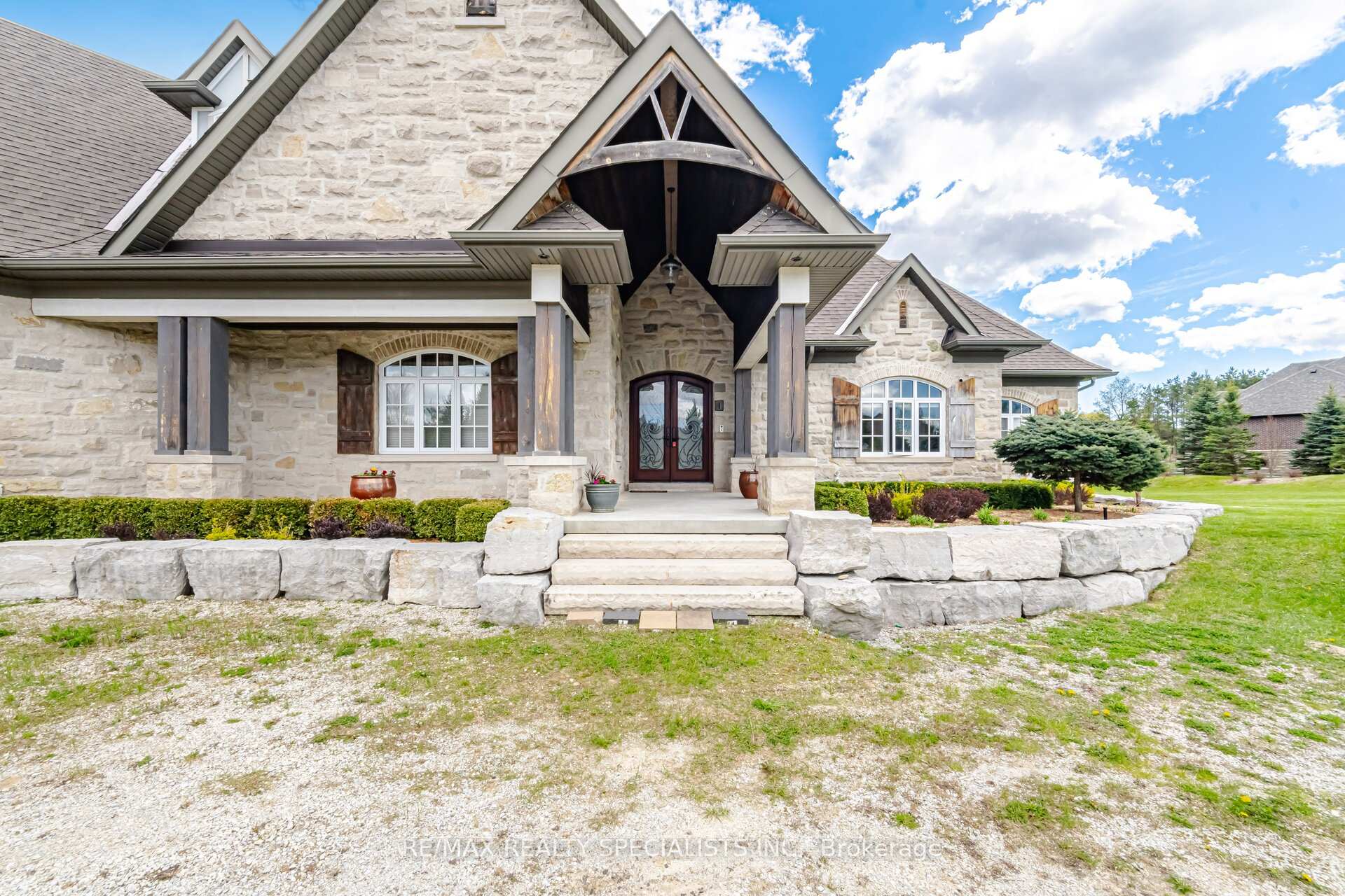 1 Edgewild Drive, Caledon — photo 3 of 5