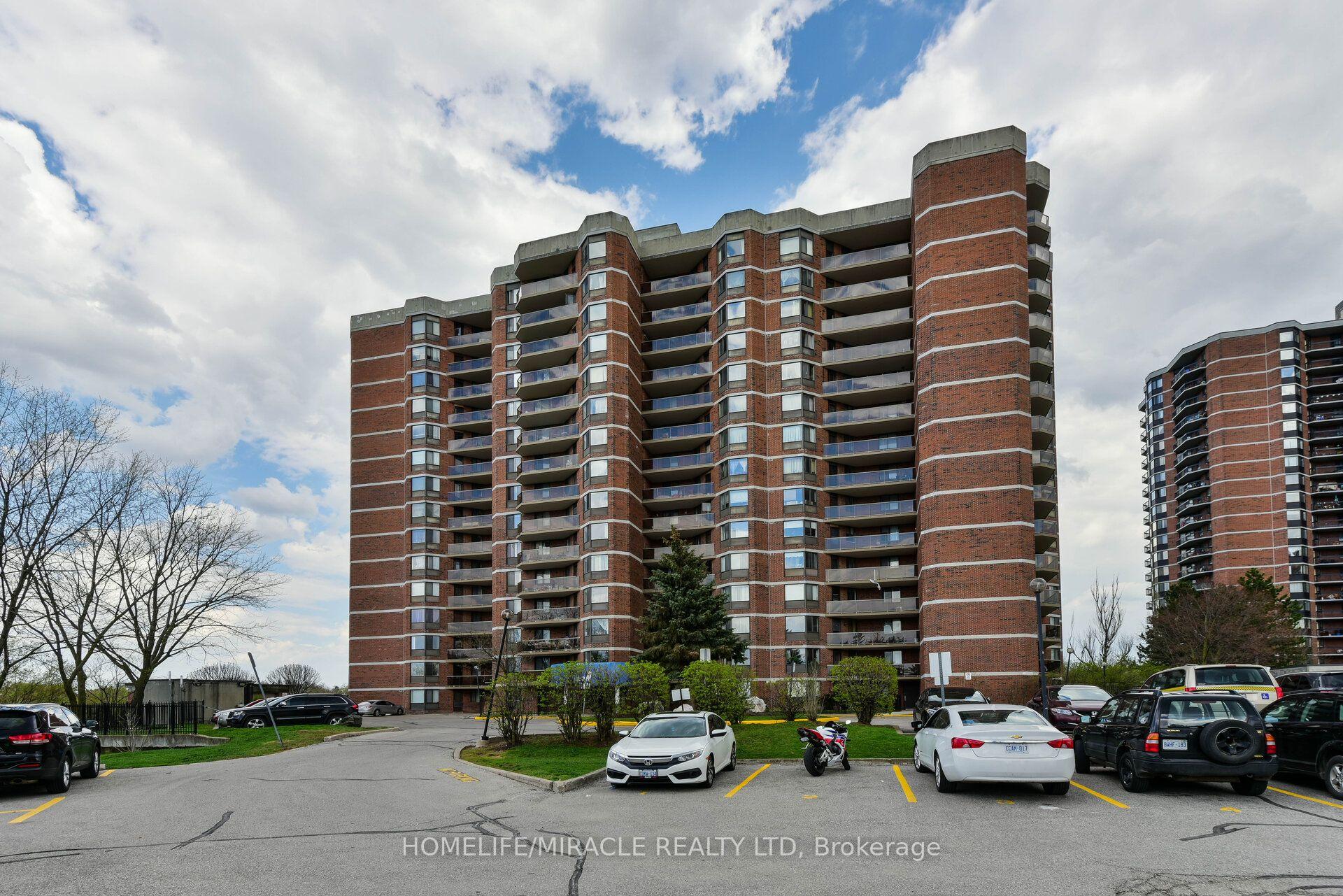 238 Albion Road 102, Toronto W10, ON M9W 6A7 — Toronto W10, Ontario
