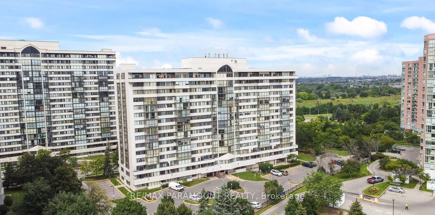 21 Markbrook Lane 911, Toronto W10, ON M9V 5E4 — Toronto W10, Ontario